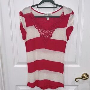 French Laundry Coral and White Fitted Lace Embellished Short Sleeve Tee